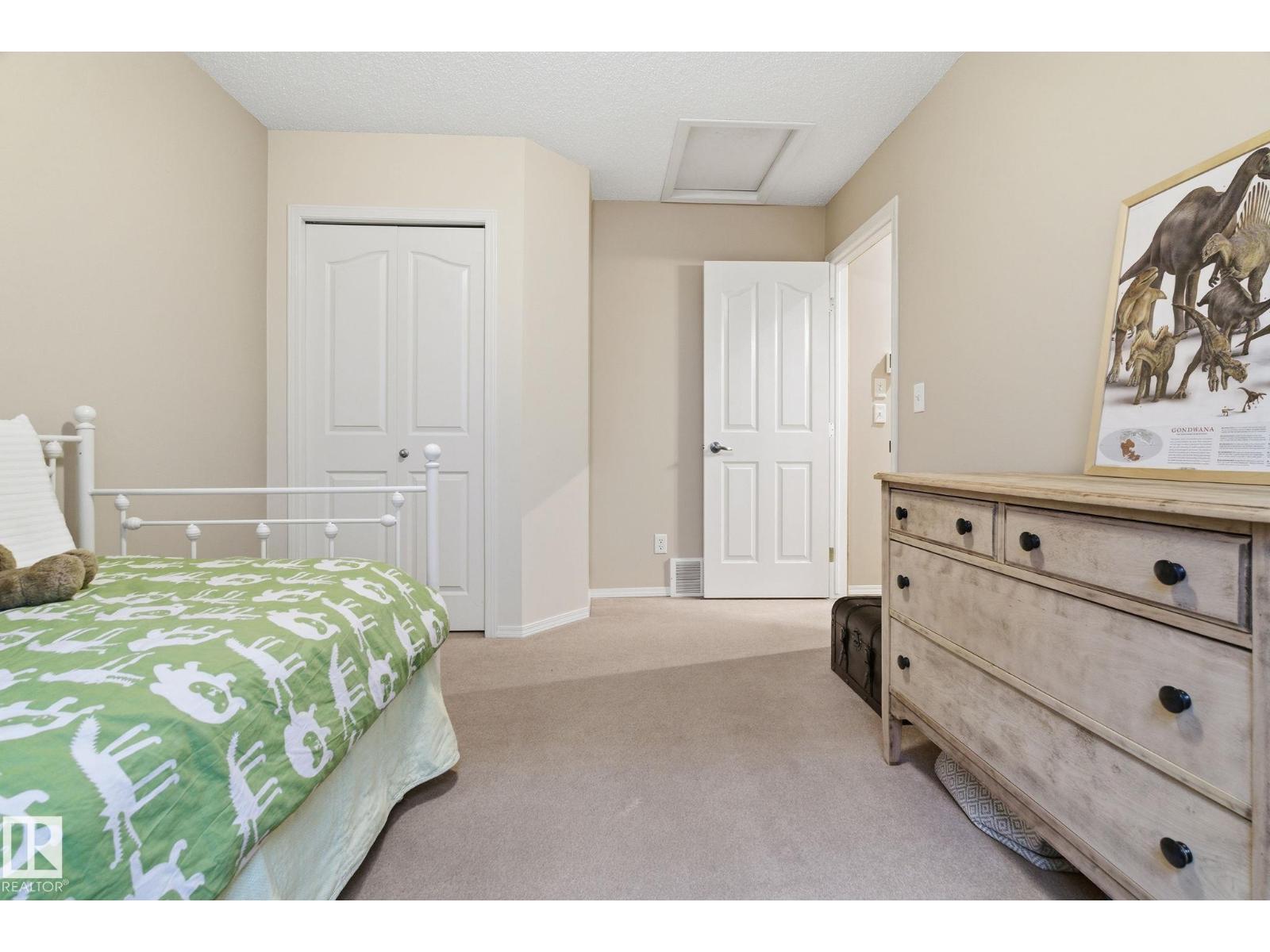 22 LAMPLIGHT BA, Spruce Grove