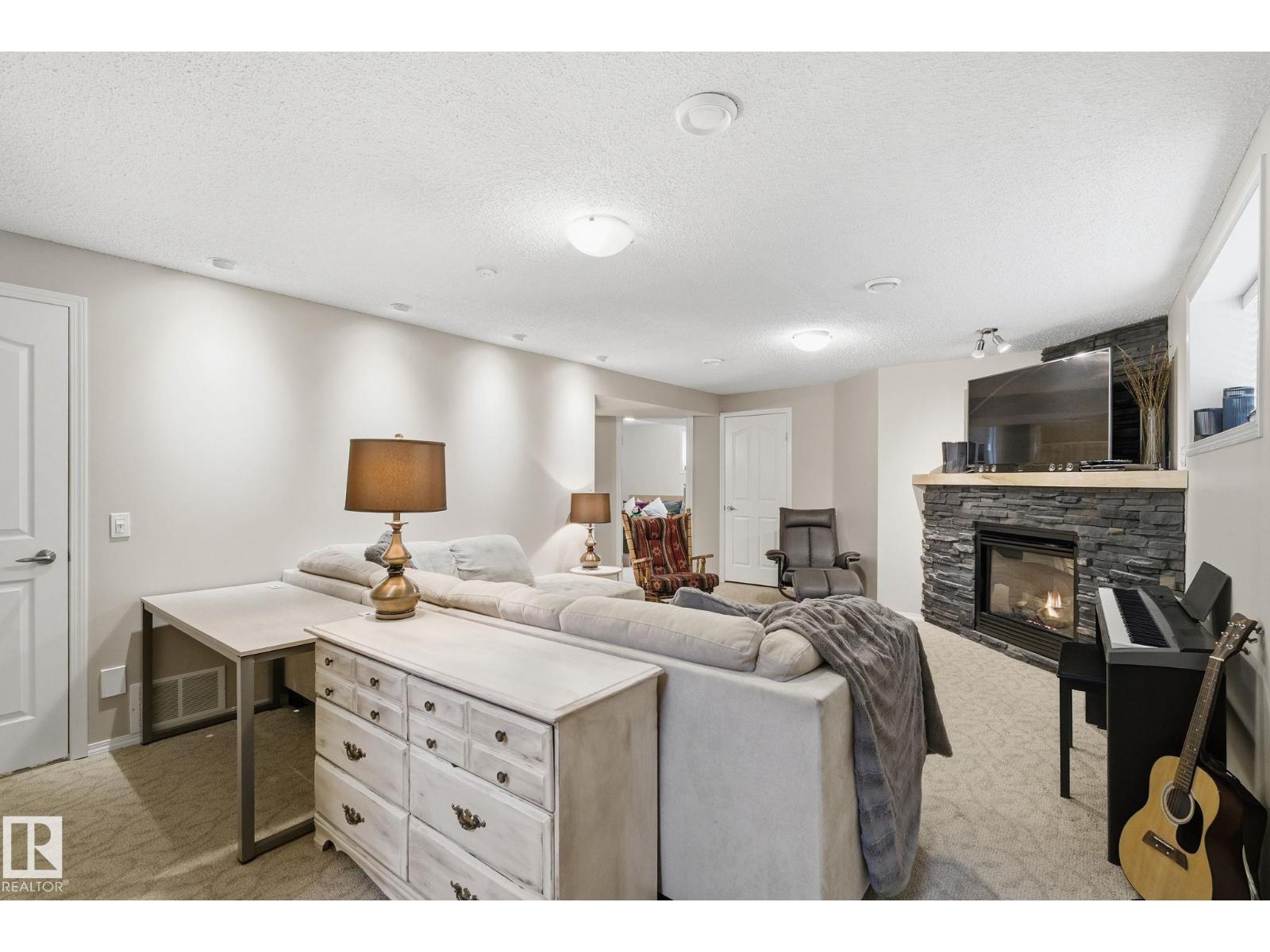 22 LAMPLIGHT BA, Spruce Grove