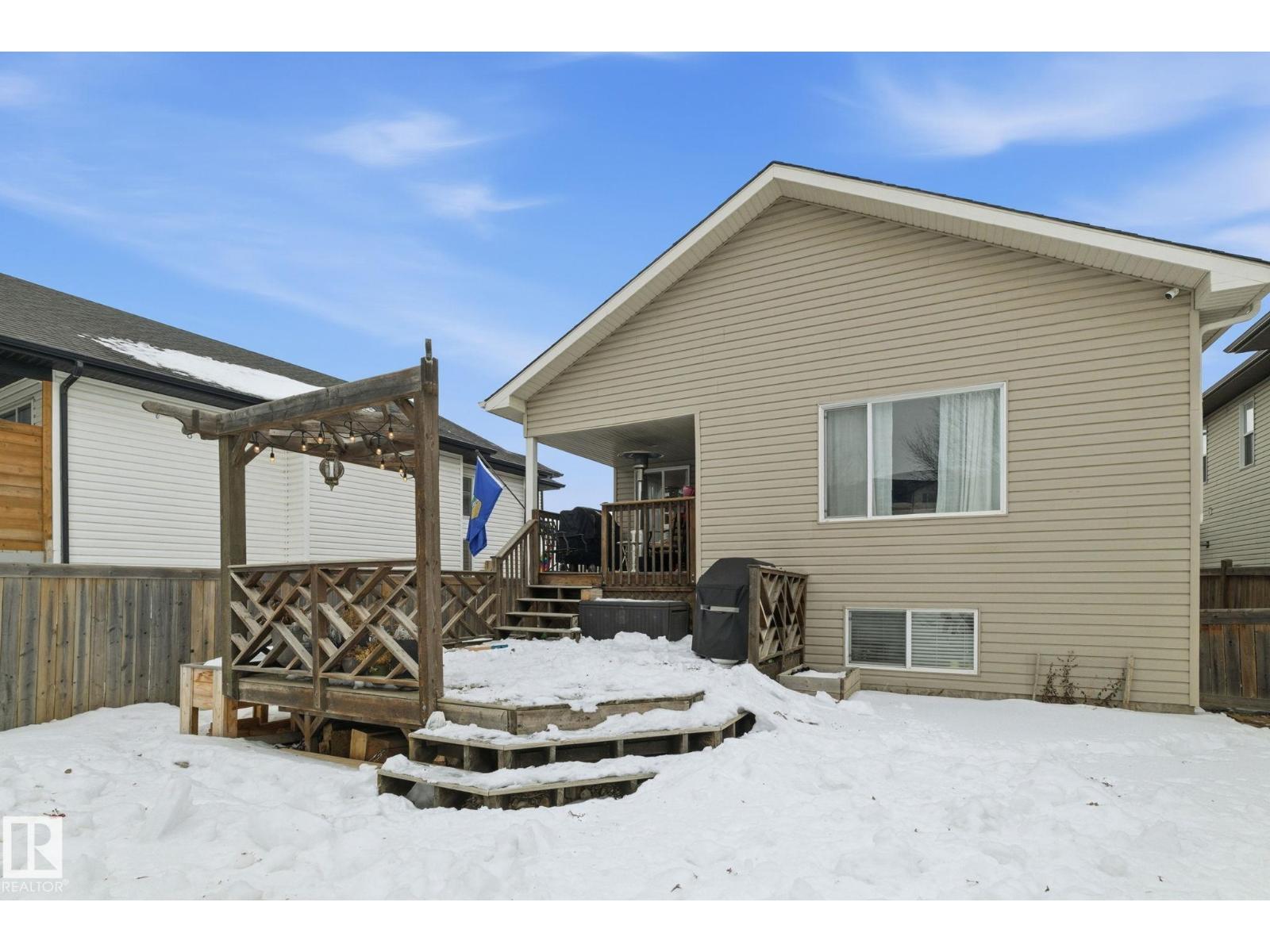 22 LAMPLIGHT BA, Spruce Grove
