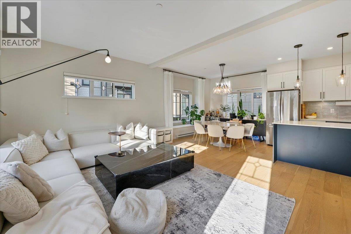 107 258 HART STREET, Coquitlam