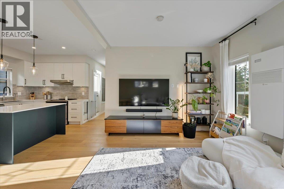 107 258 HART STREET, Coquitlam