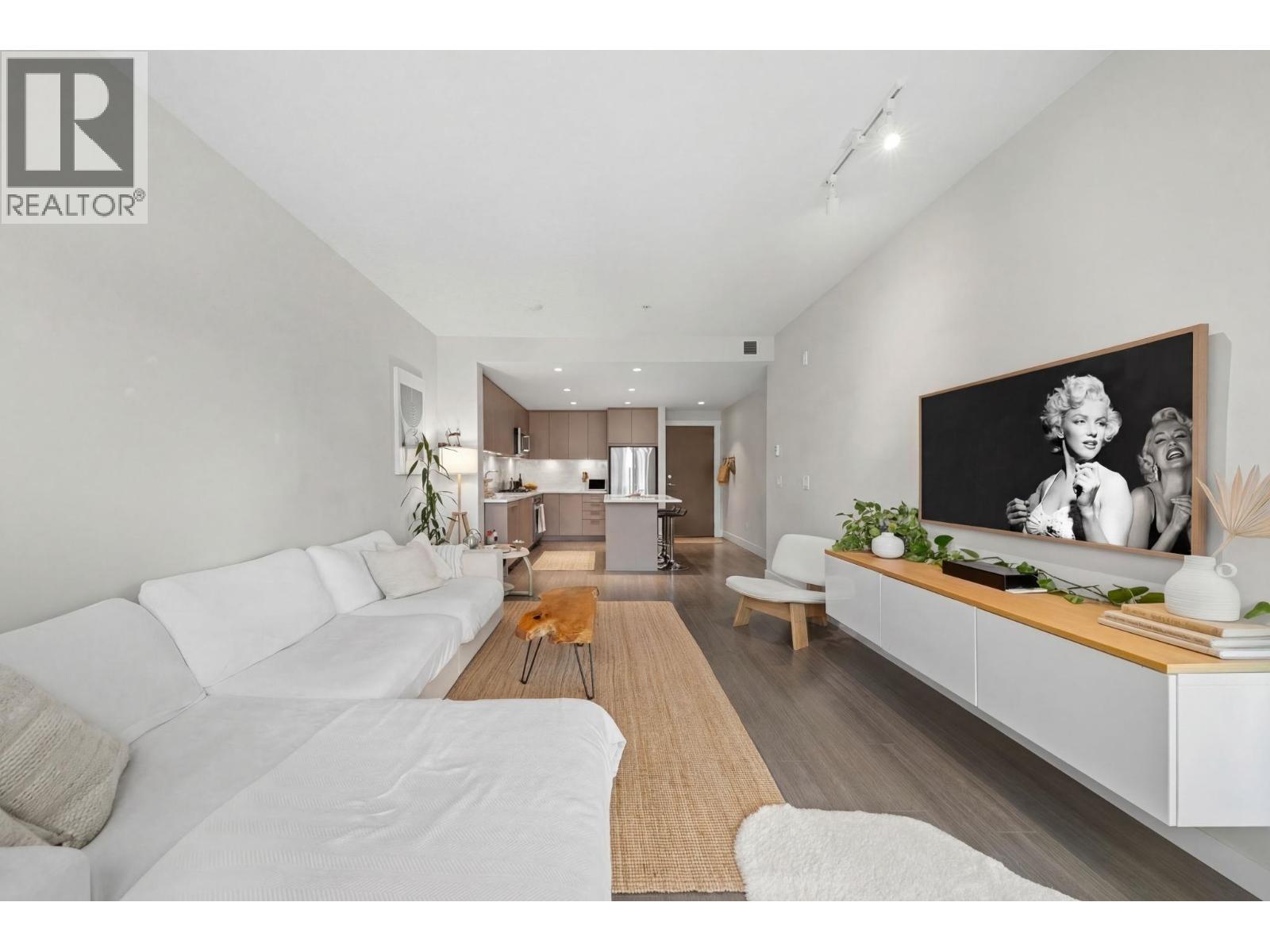 314 2663 LIBRARY LANE, North Vancouver