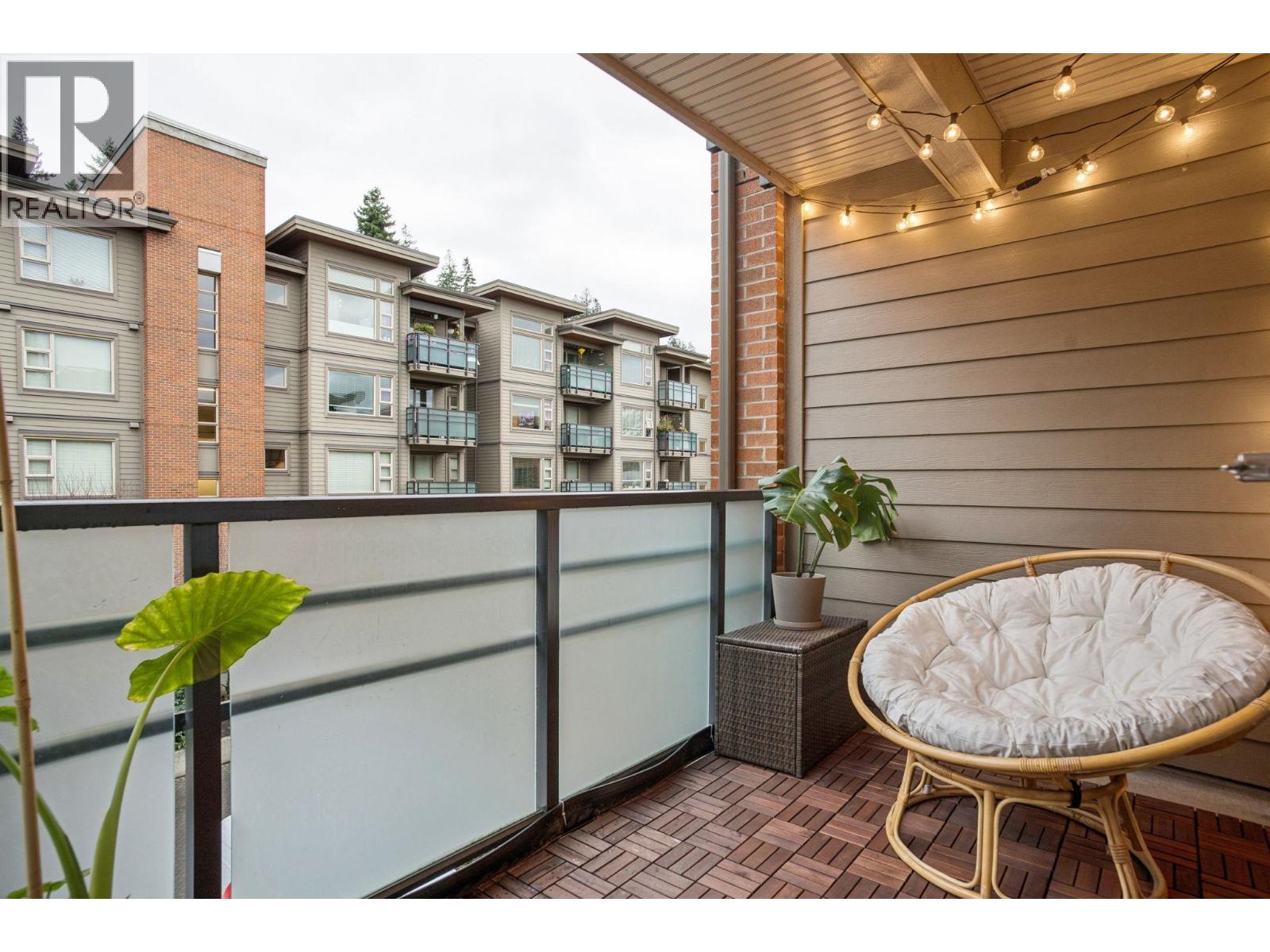 310 1673 LLOYD AVENUE, North Vancouver