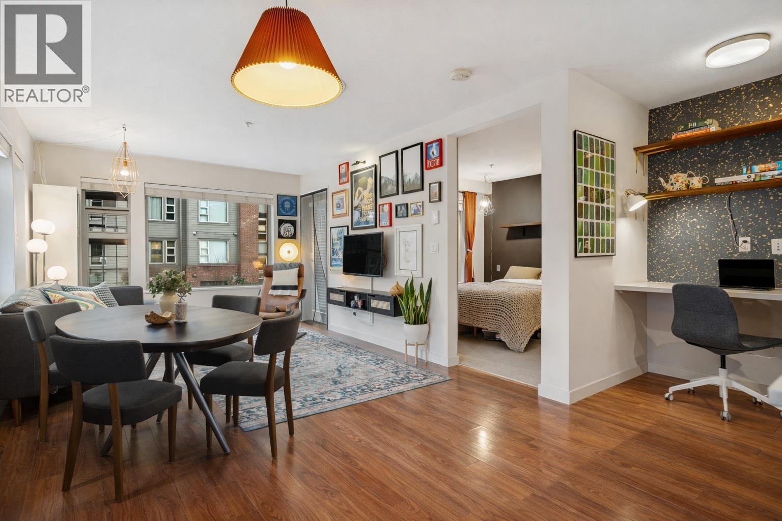 310 1673 LLOYD AVENUE, North Vancouver