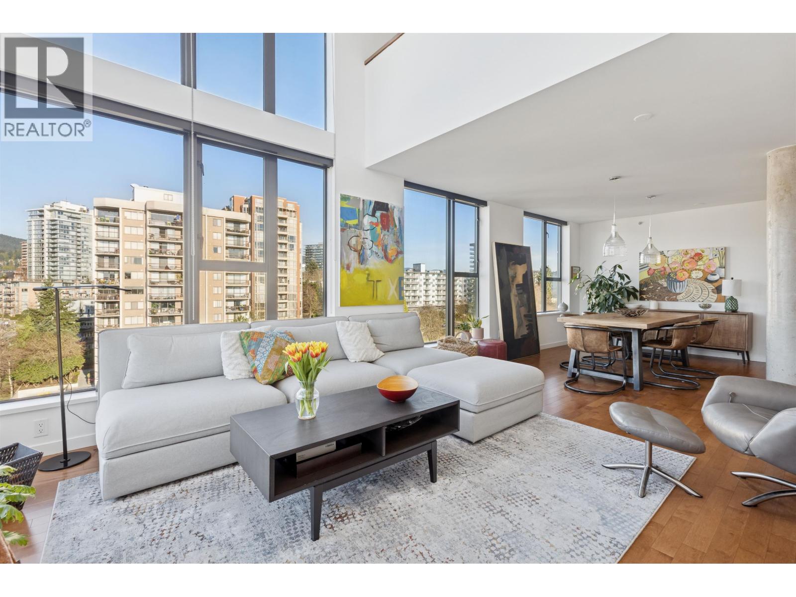 PH8 683 W VICTORIA PARK, North Vancouver