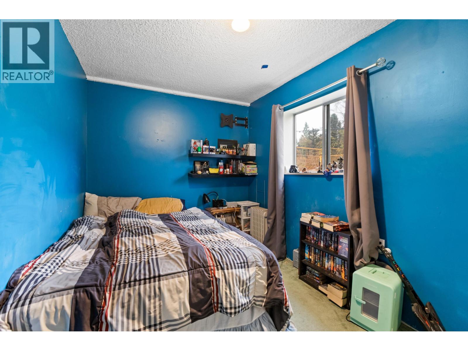 21127 WICKLUND AVENUE, Maple Ridge