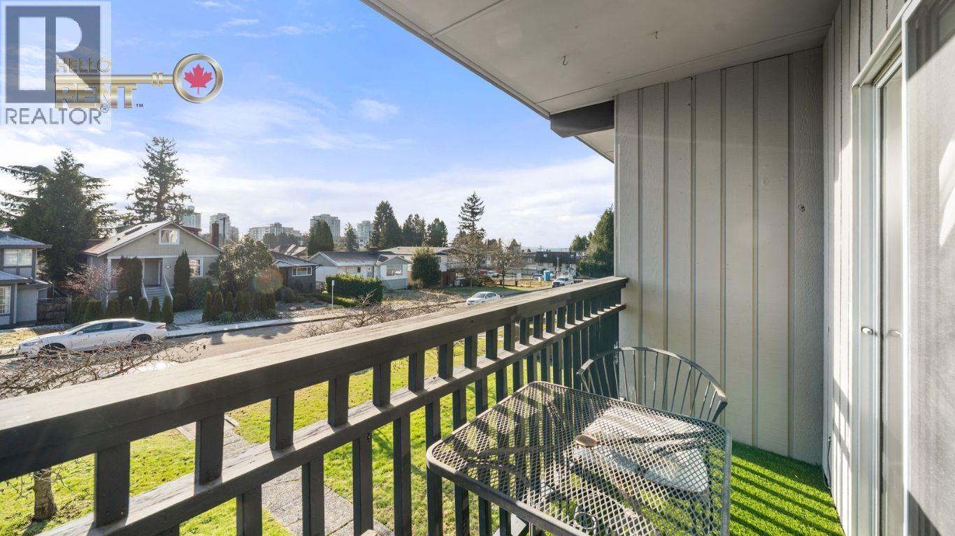 UPPER 226 E 20TH STREET, North Vancouver