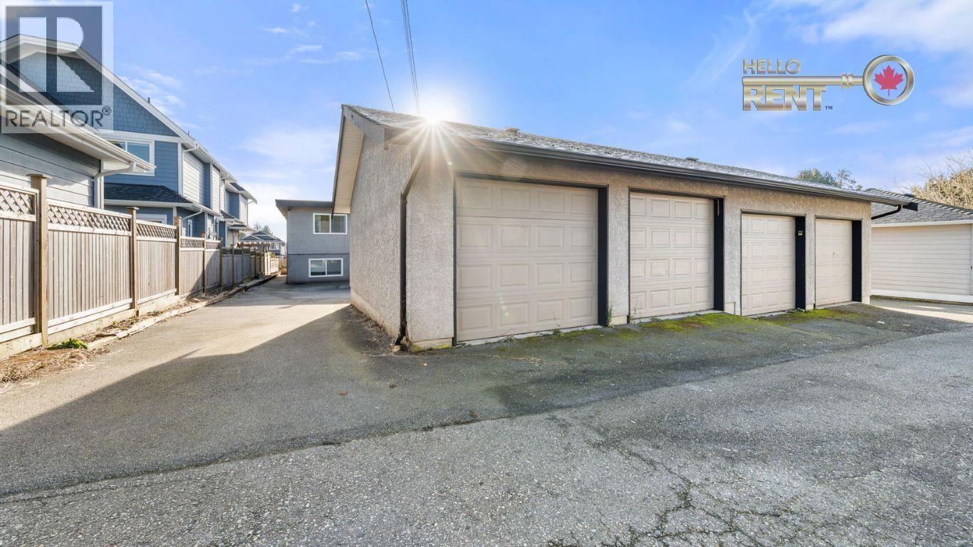 UPPER 226 E 20TH STREET, North Vancouver