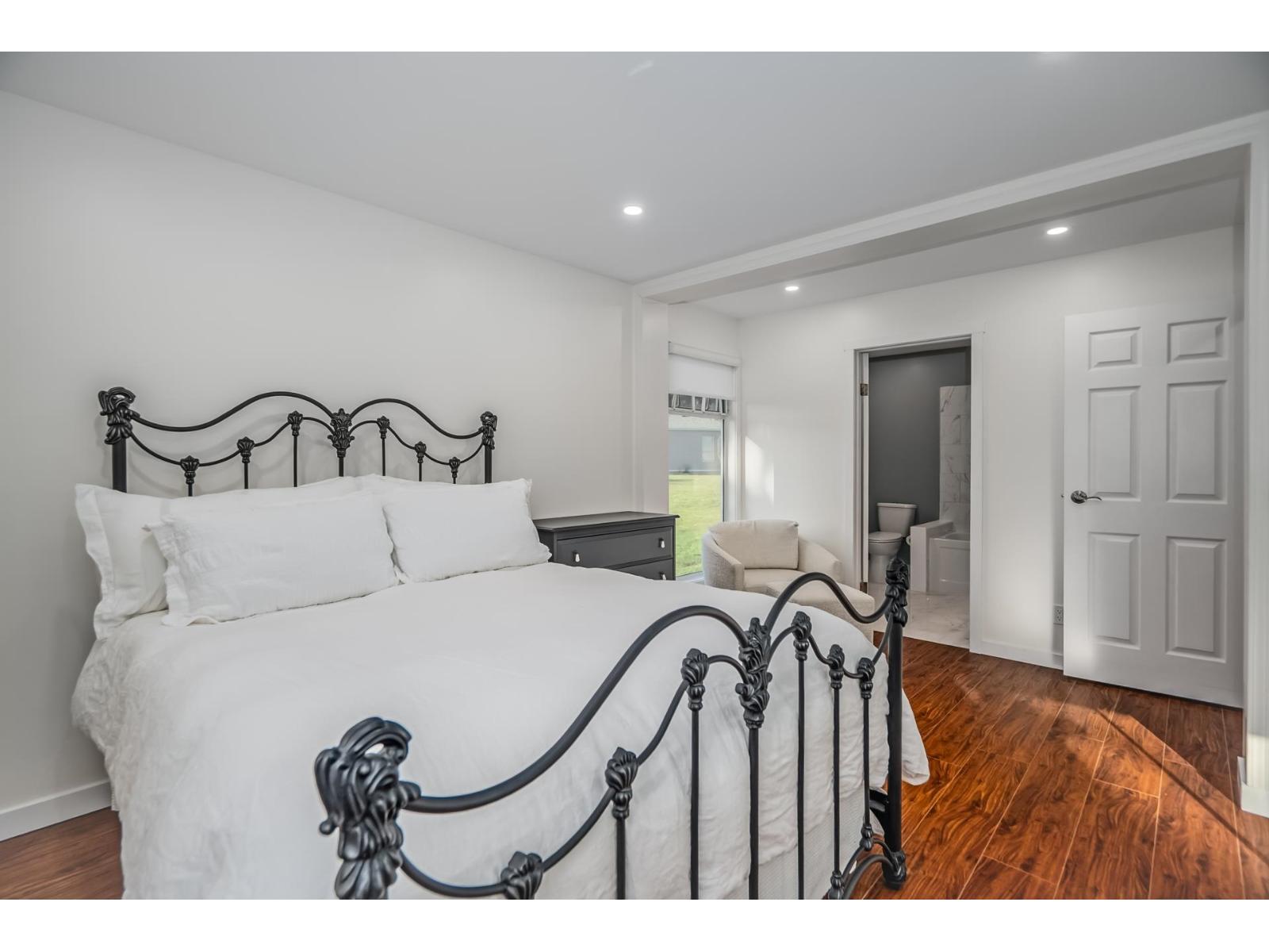 28 2345 CRANLEY DRIVE, Surrey