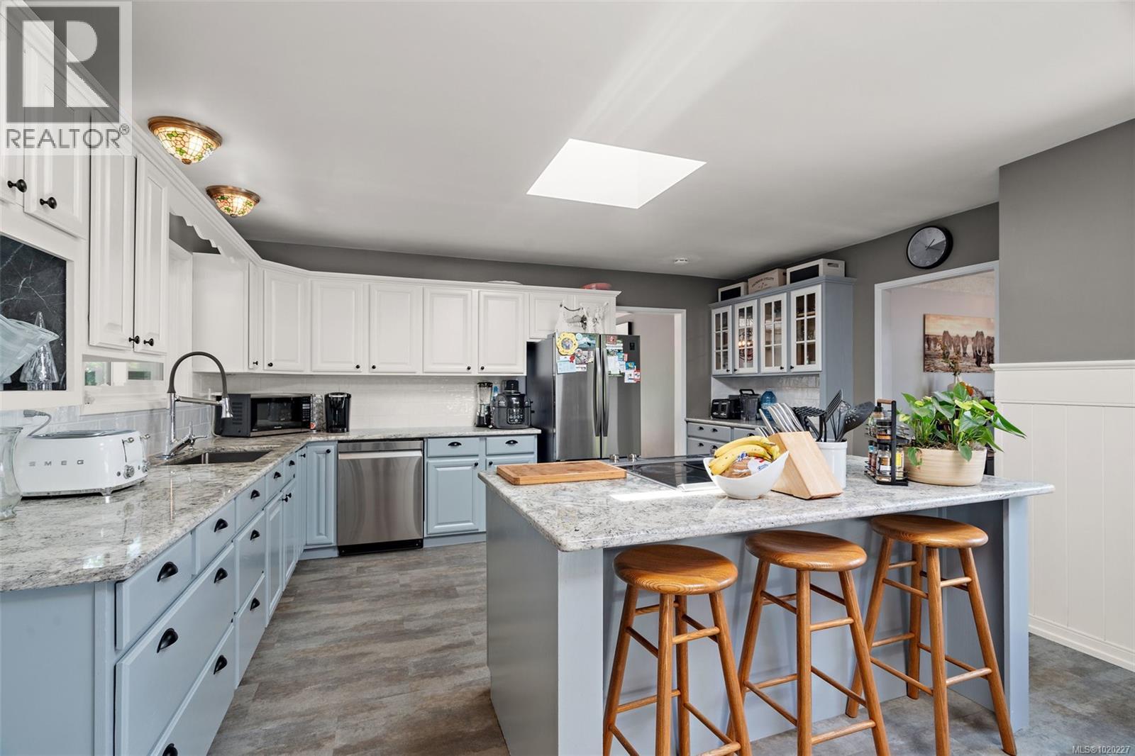 3915 Gilbert Dr, Metchosin