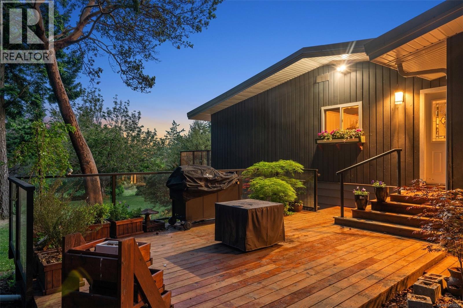 3915 Gilbert Dr, Metchosin