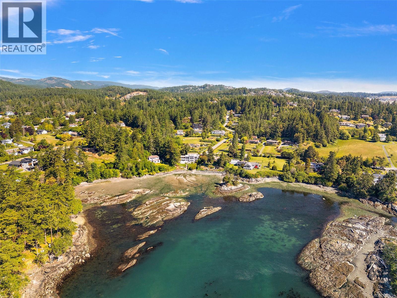 3915 Gilbert Dr, Metchosin