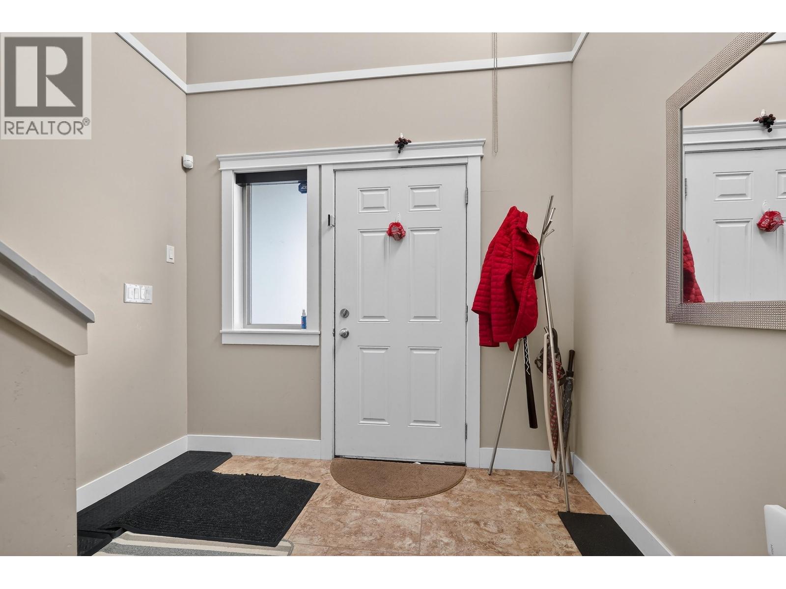 23015 OLUND CRESCENT — photo 17