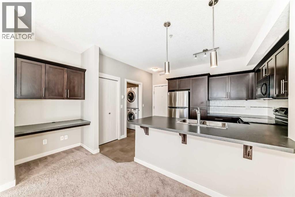 Single Family House for Sale in   Royal Oak Plaza NW Royal Oak Calgary 