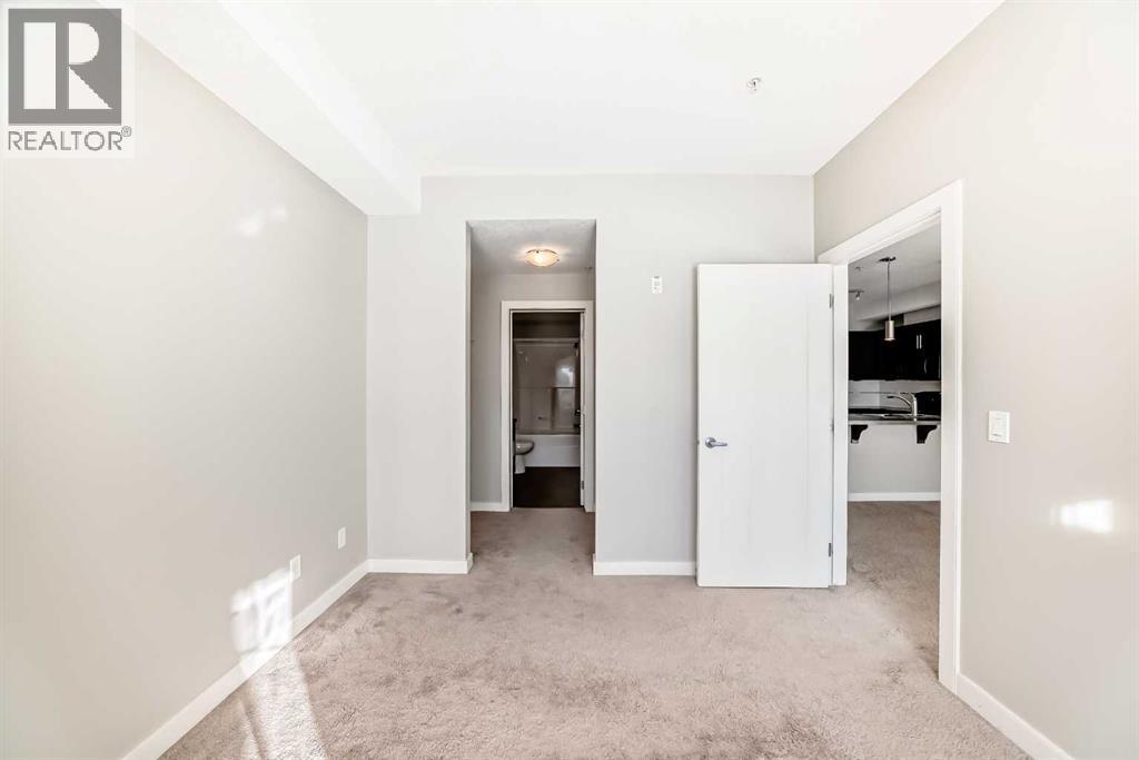 Single Family House for Sale in   Royal Oak Plaza NW Royal Oak Calgary 