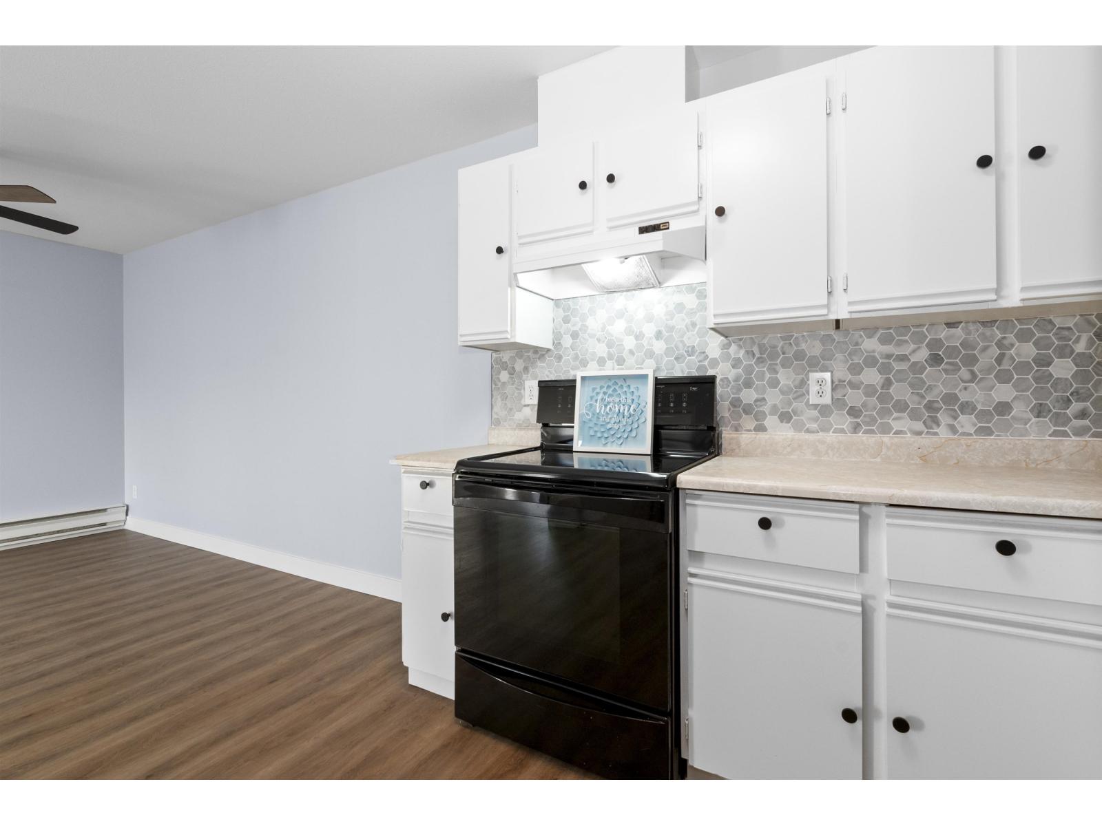 220 45669 MCINTOSH DRIVE, Chilliwack Proper South, Chilliwack