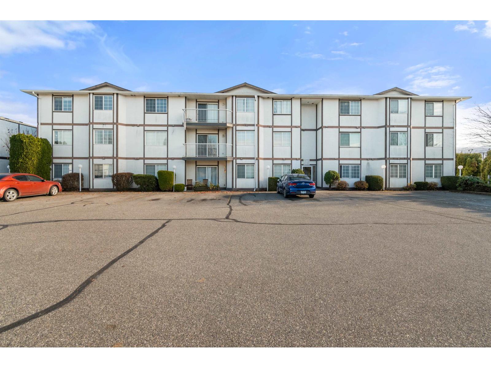 220 45669 MCINTOSH DRIVE, Chilliwack Proper South, Chilliwack