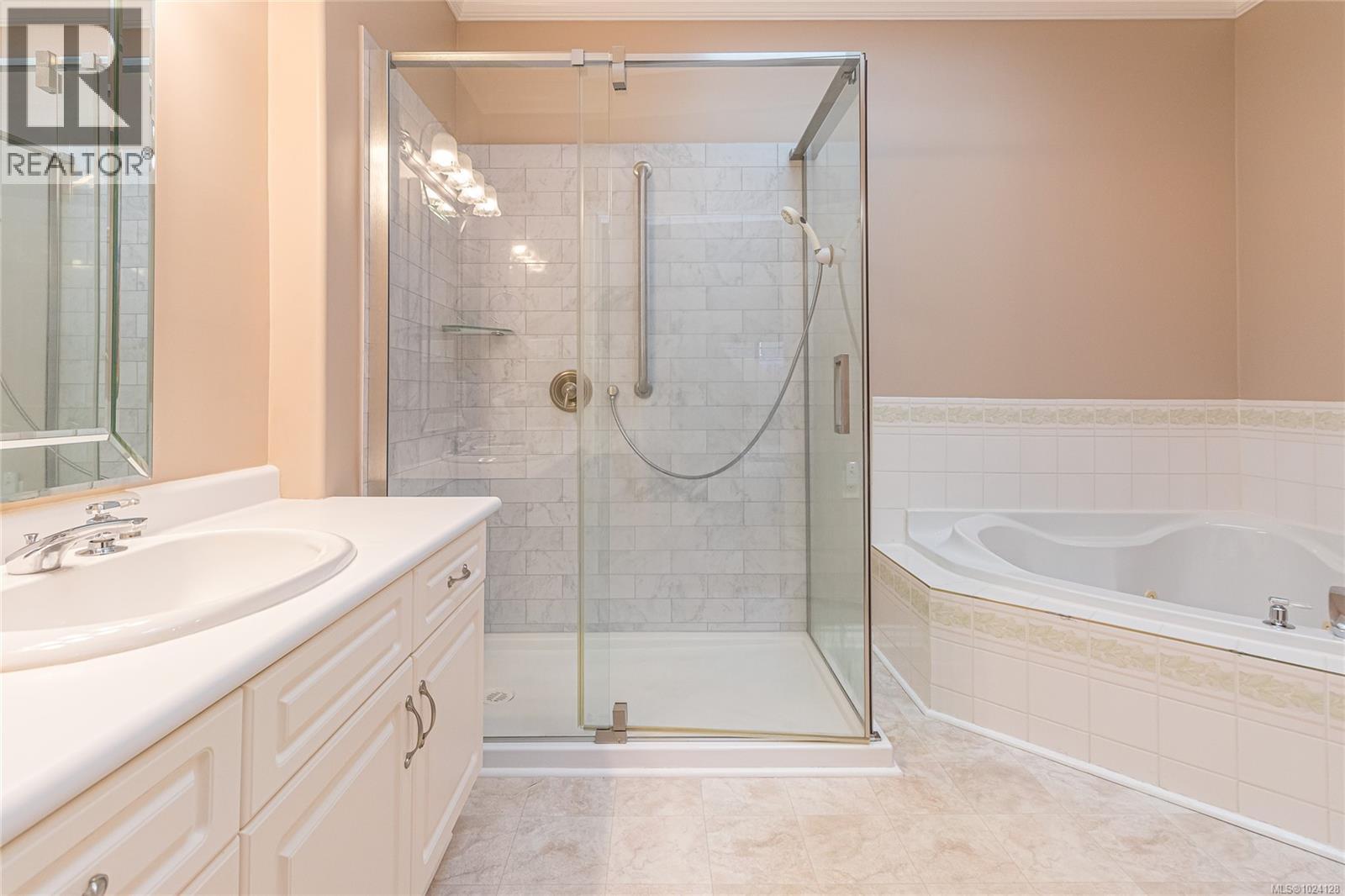 34 2979 River Rd, Chemainus