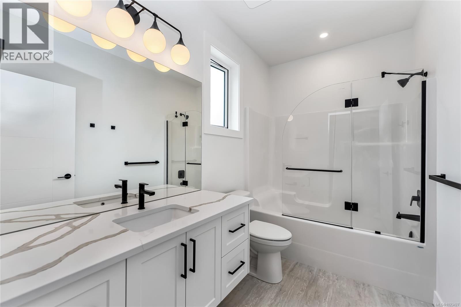 219 COWICHAN LAKE RD - 13