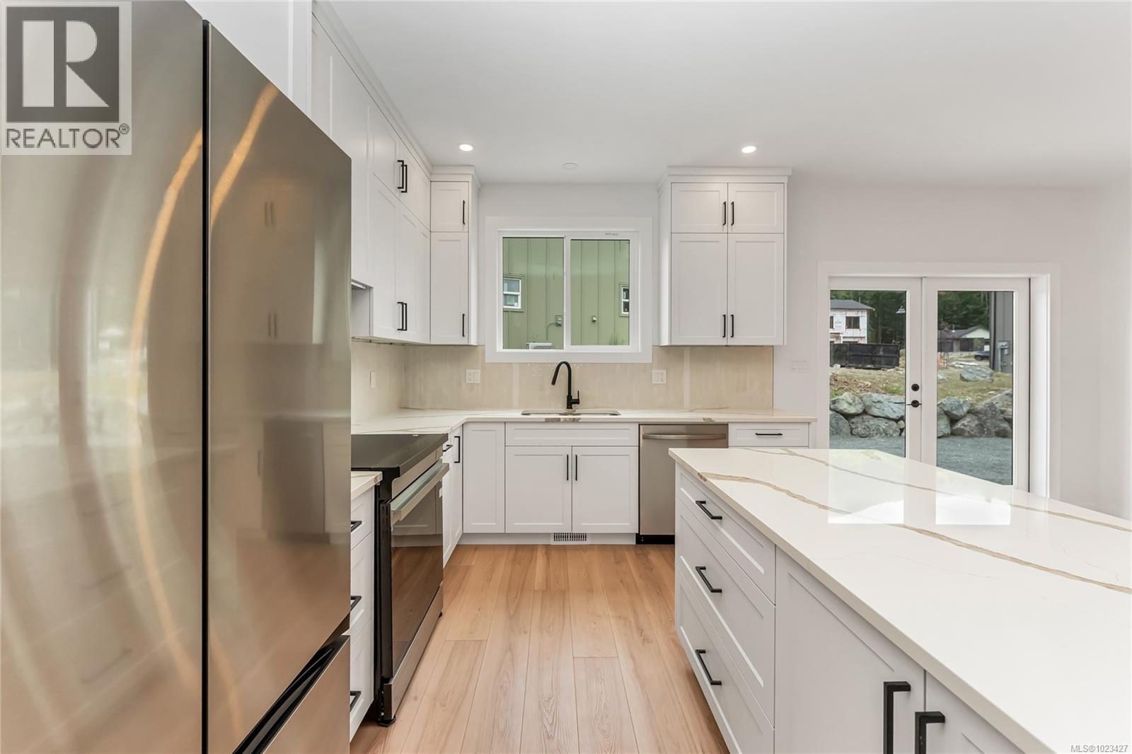 219 Cowichan Lake Rd - 7