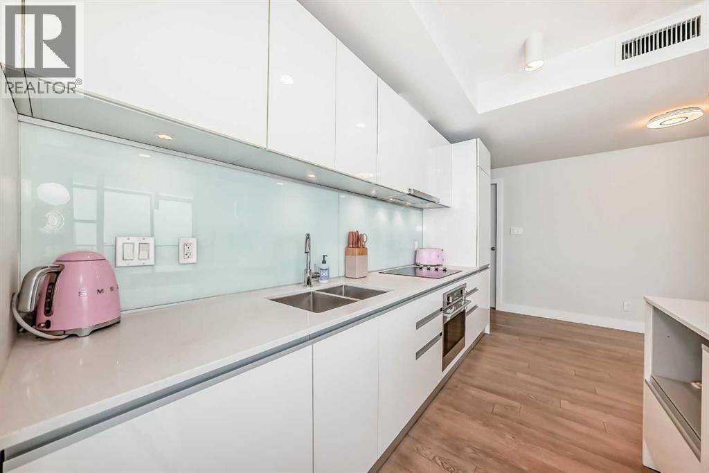 Single Family House for Sale in    Street SE Beltline Calgary 