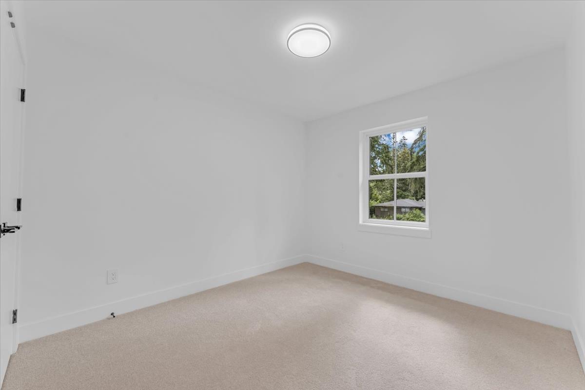 20487 74B AVENUE, Langley