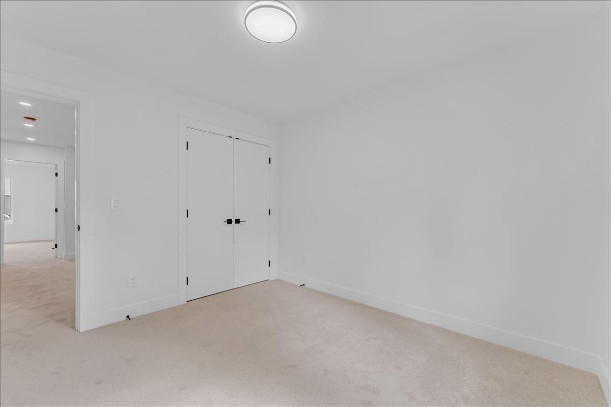 20487 74B AVENUE, Langley