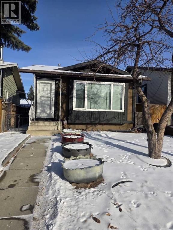 Single Family House Bungalow for Sale in  Templevale Road NE Temple Calgary 