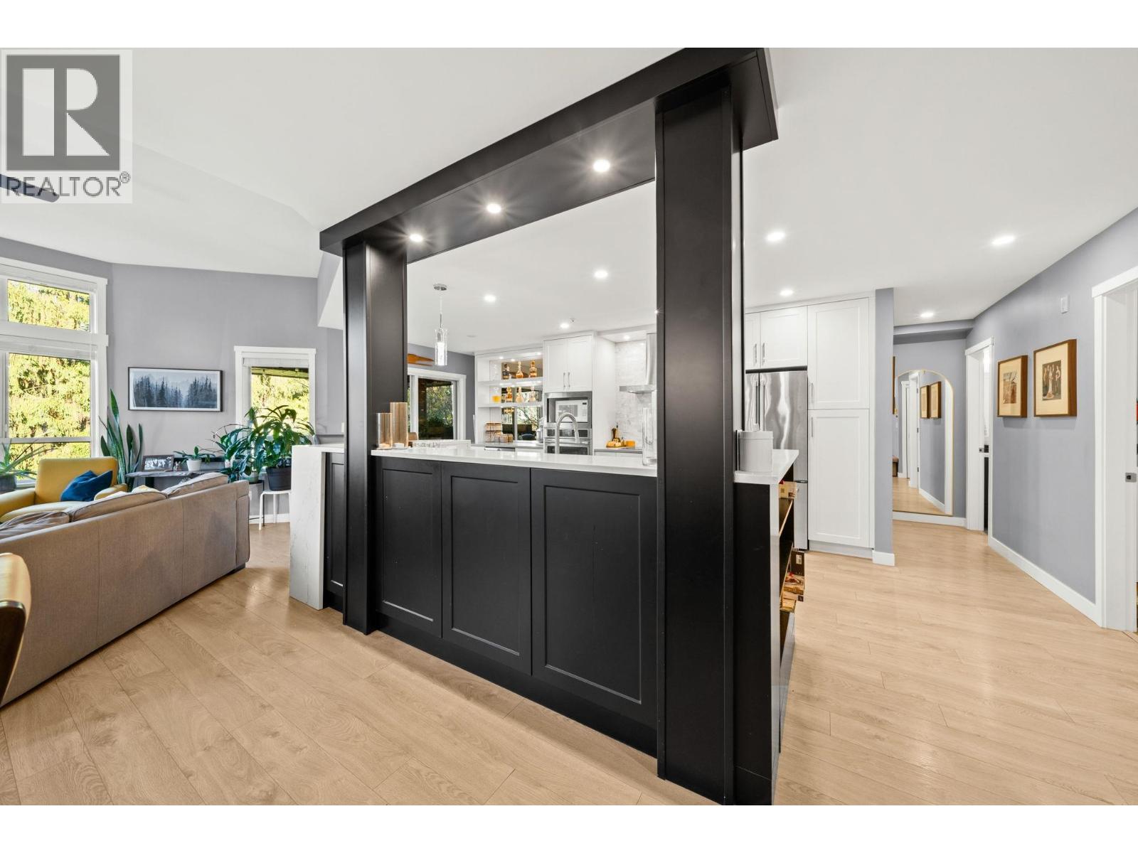 311 1150 LYNN VALLEY ROAD, North Vancouver