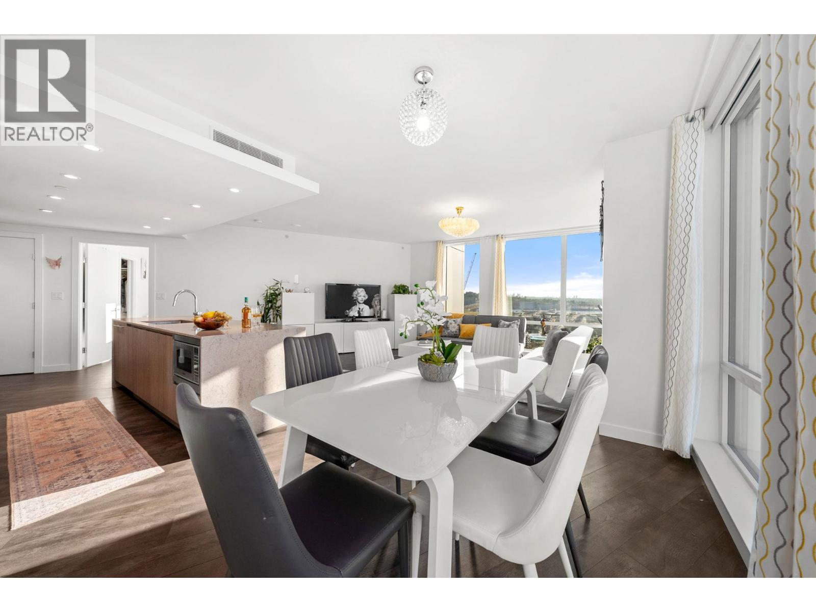 1807 1500 FERN STREET, North Vancouver