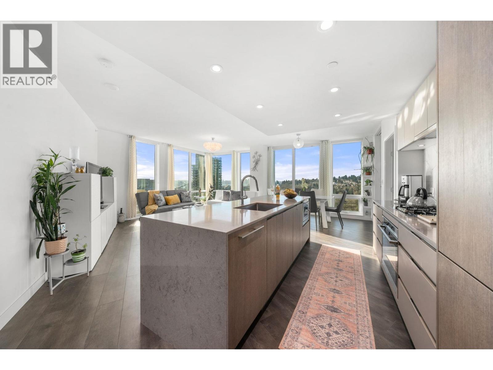 1807 1500 FERN STREET, North Vancouver