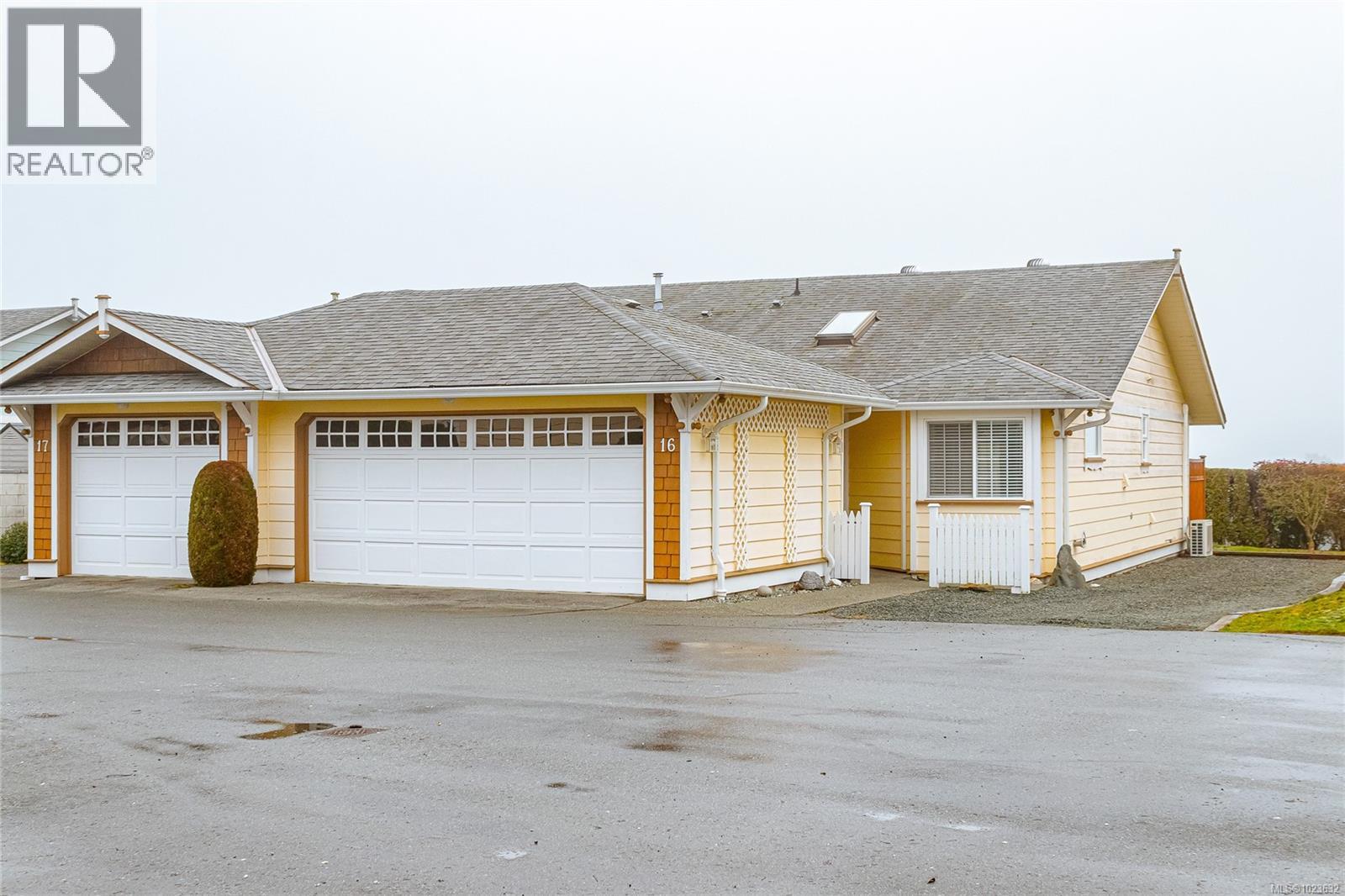 #16 9933 Chemainus Rd - 1