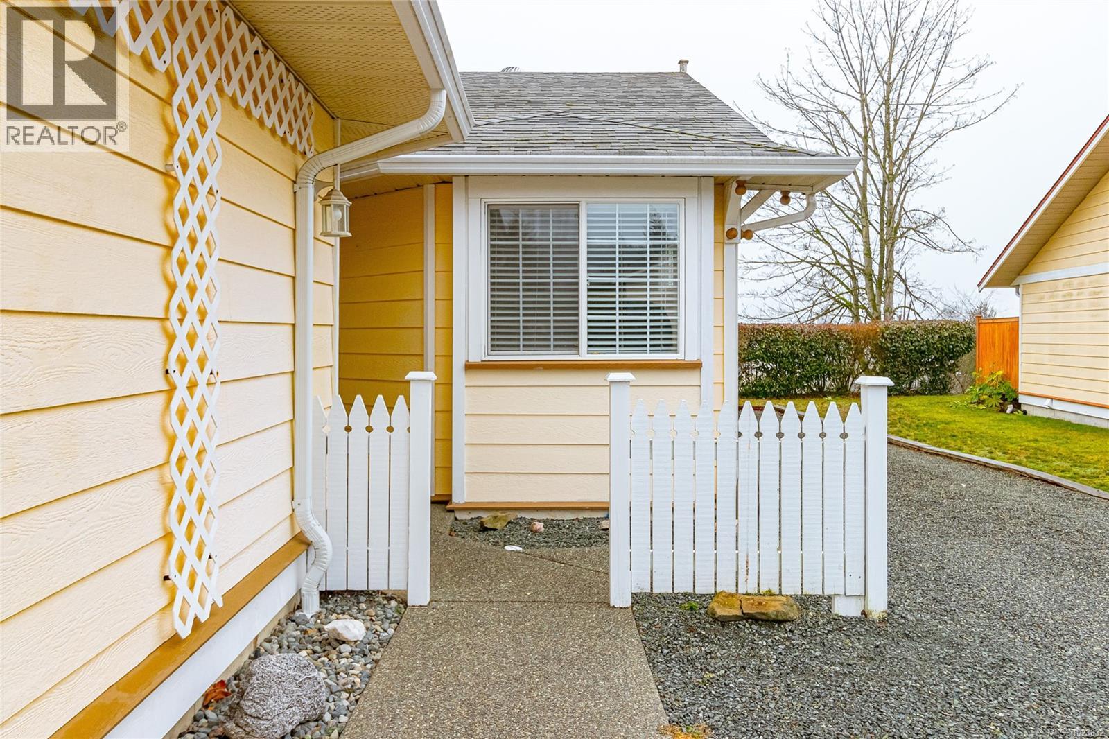 #16 9933 Chemainus Rd - 5