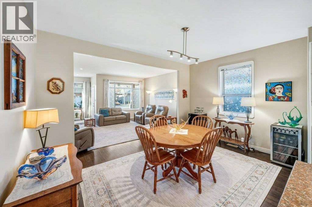 6651 OXBOW Crescent, Oliver