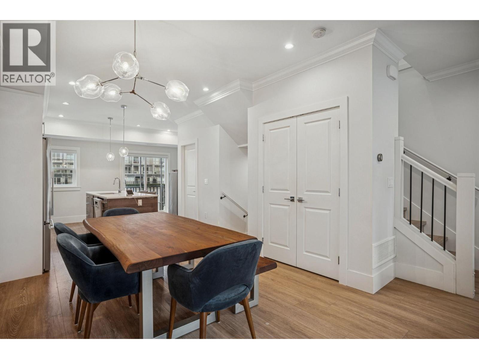 #7-9211 MCKIM Way, Richmond