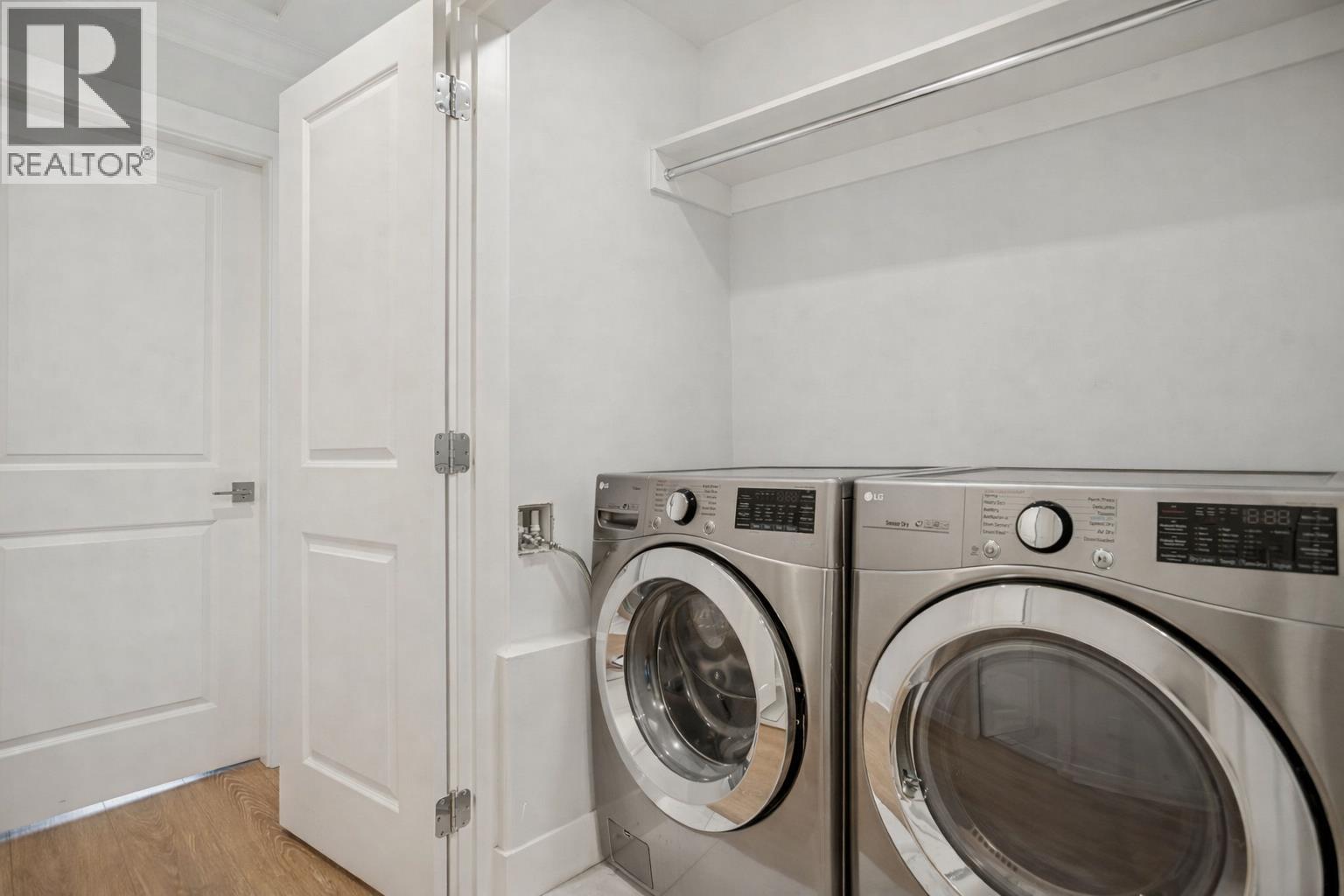 #7-9211 MCKIM Way, Richmond