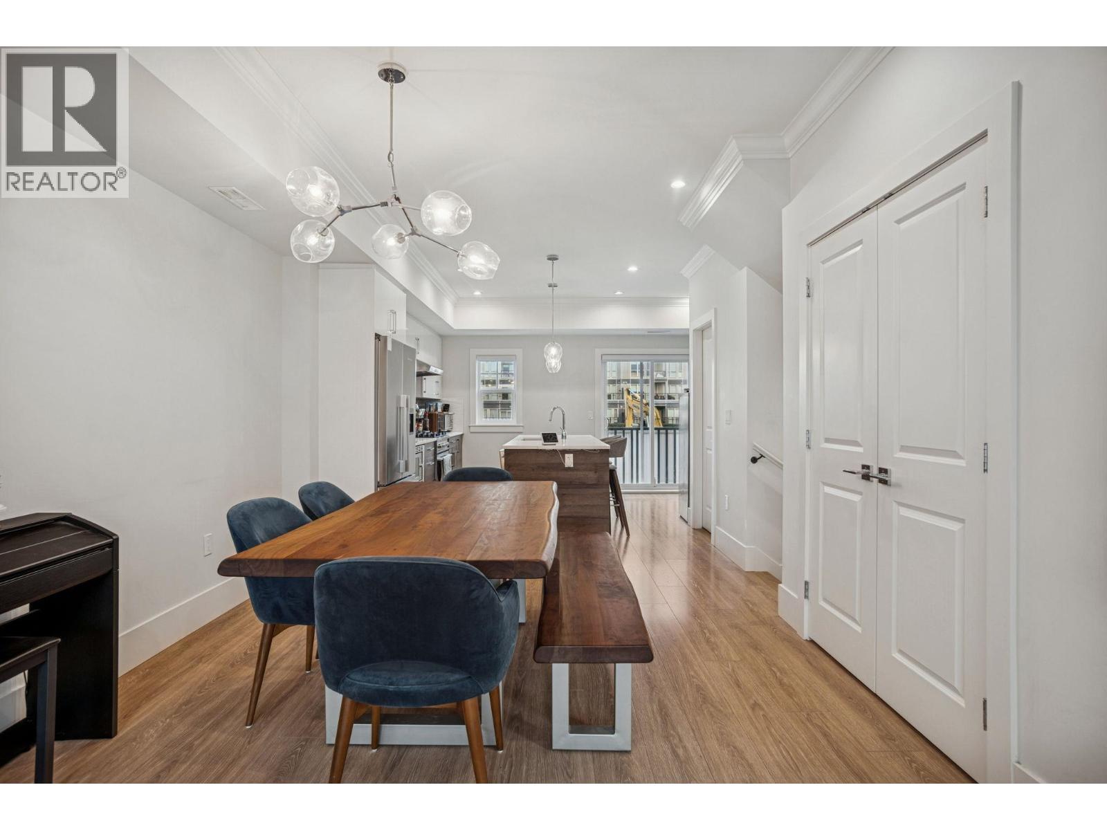 #7-9211 MCKIM Way, Richmond