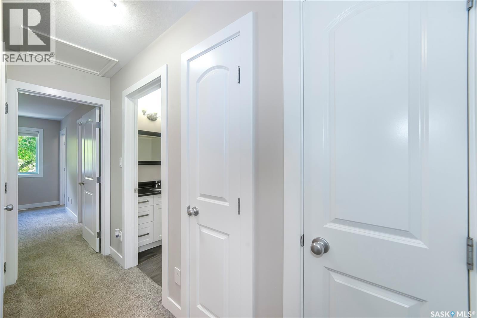 Single Family House 2 Level for Sale in  B AVENUE N Saskatoon 