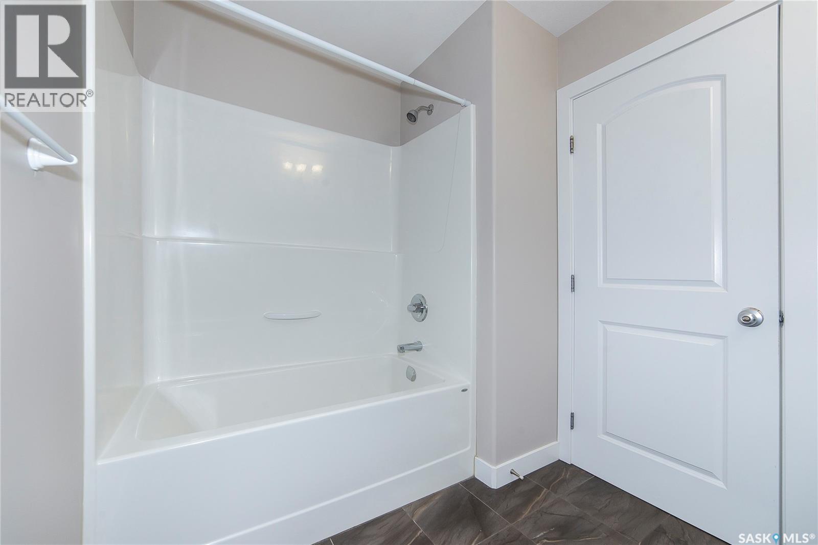 Single Family House 2 Level for Sale in  B AVENUE N Saskatoon 