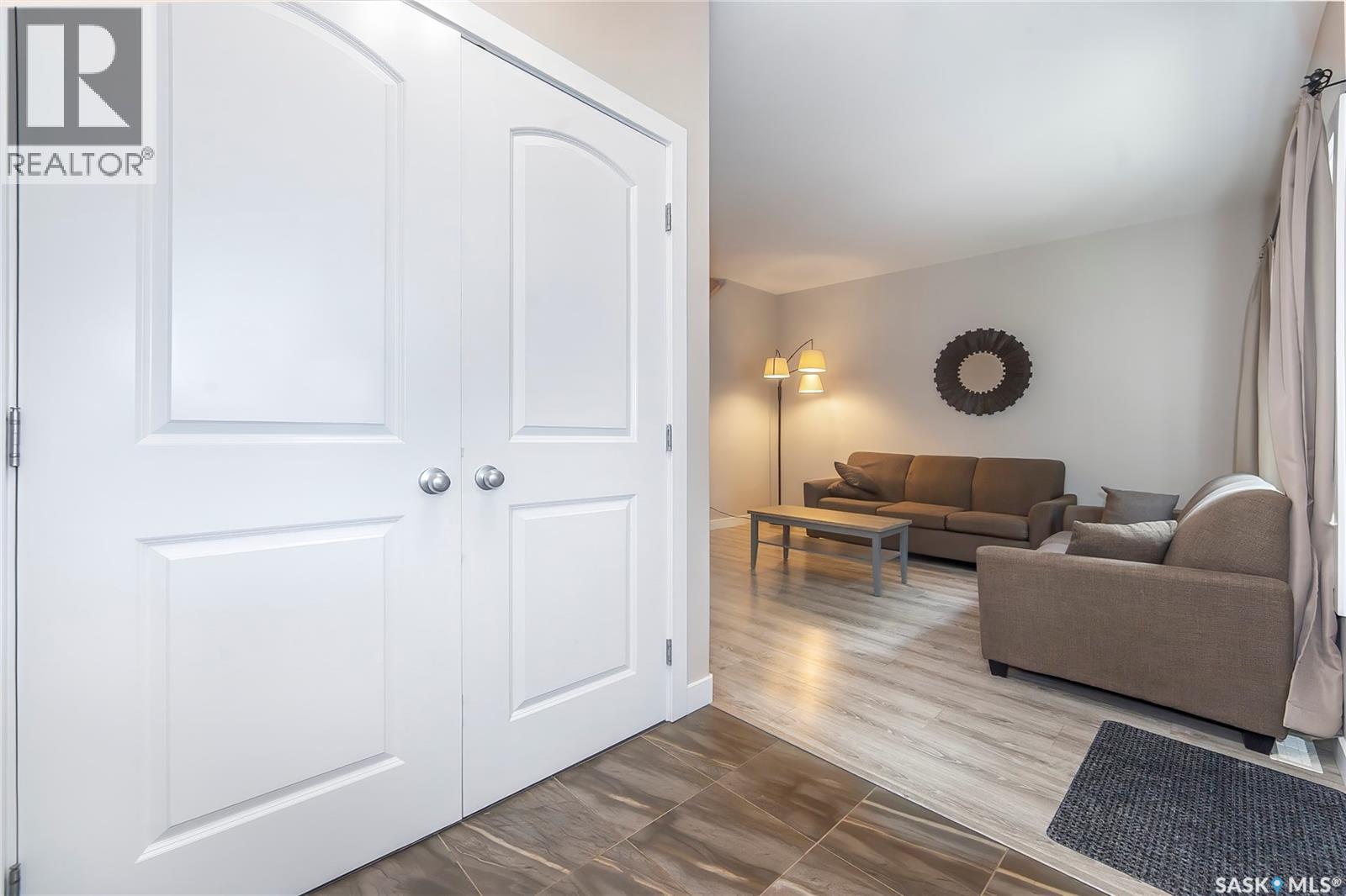 Single Family House 2 Level for Sale in  B AVENUE N Saskatoon 