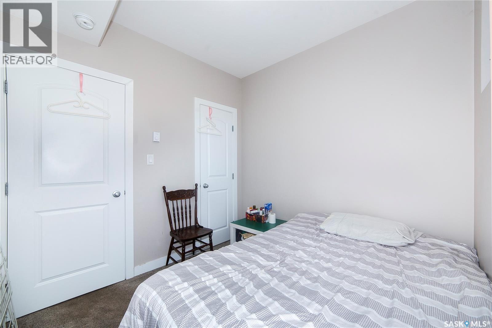 Single Family House 2 Level for Sale in  B AVENUE N Saskatoon 