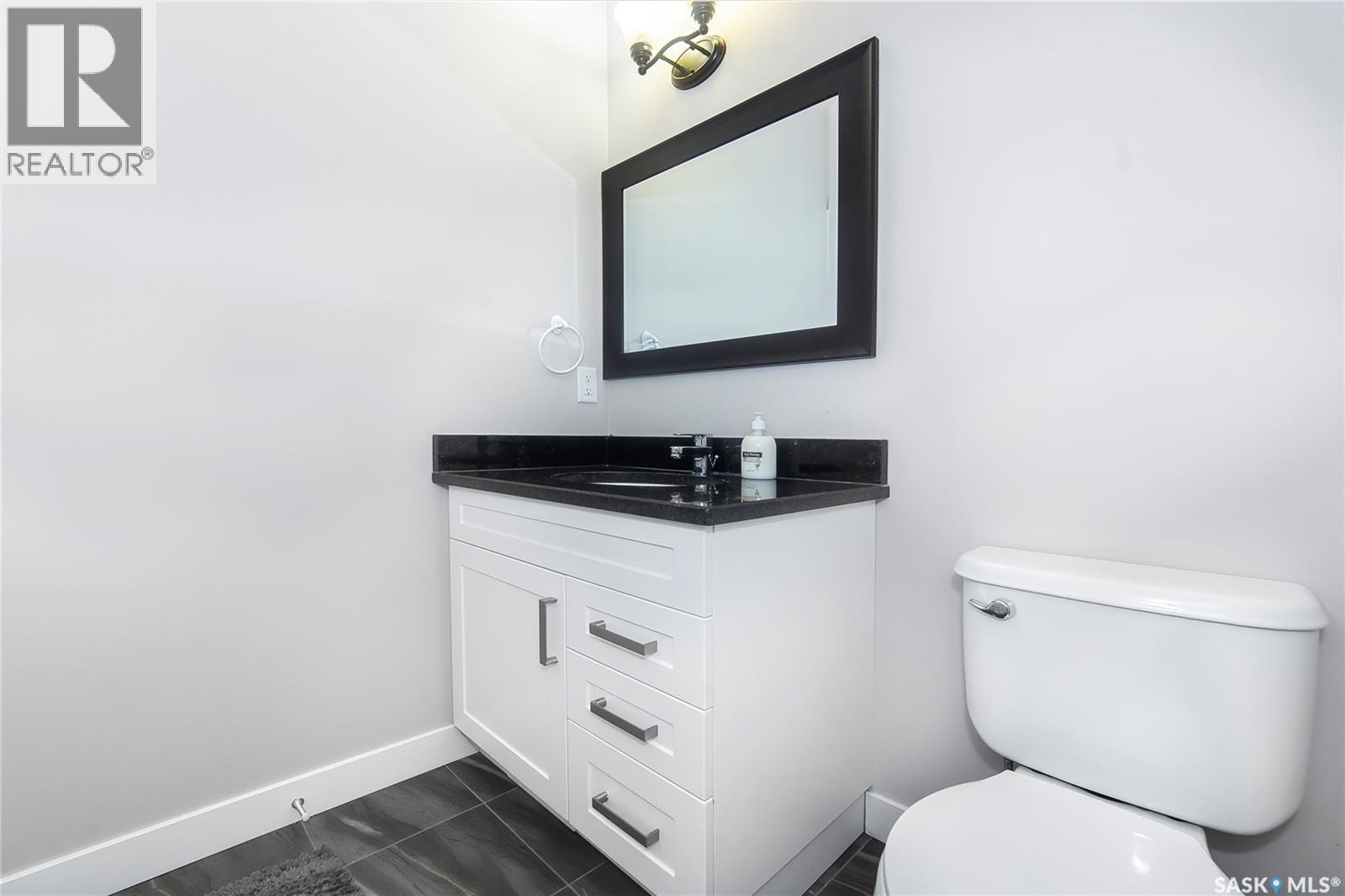 Single Family House 2 Level for Sale in  B AVENUE N Saskatoon 