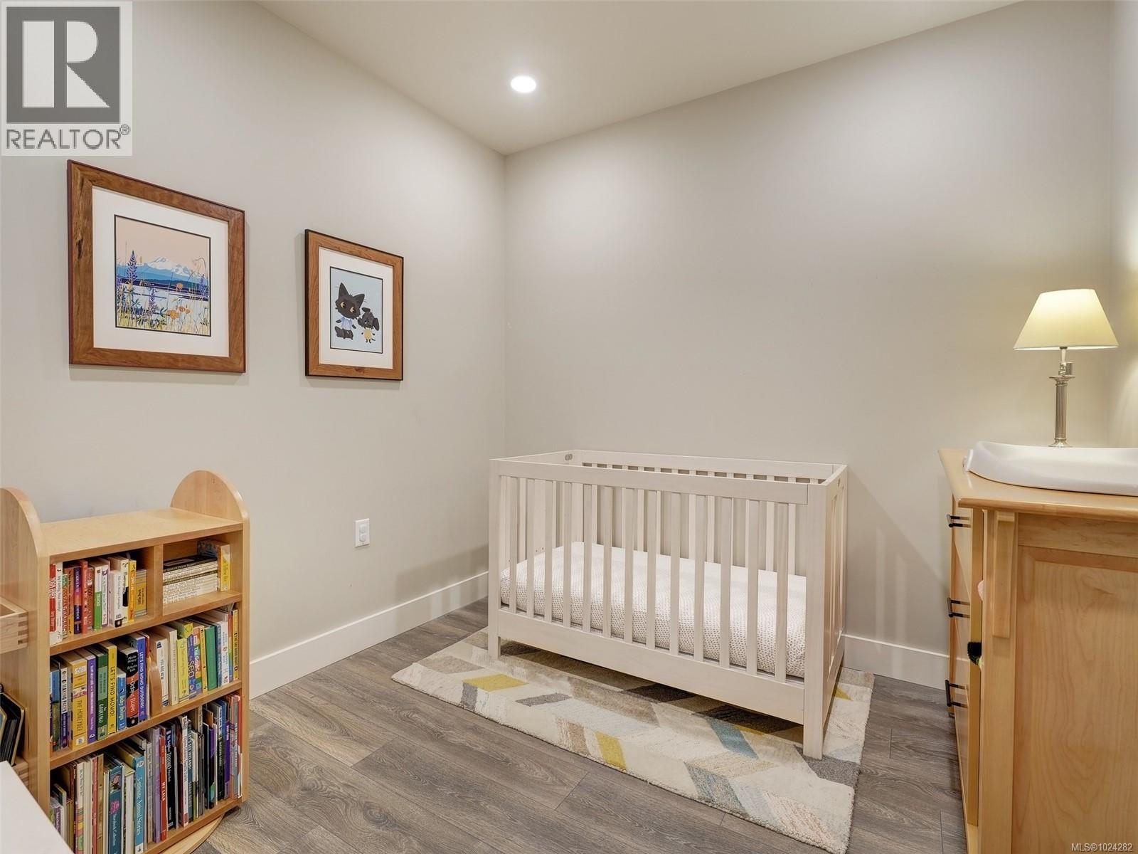 Single Family House for Sale in   Travino Lane Travino Saanich 