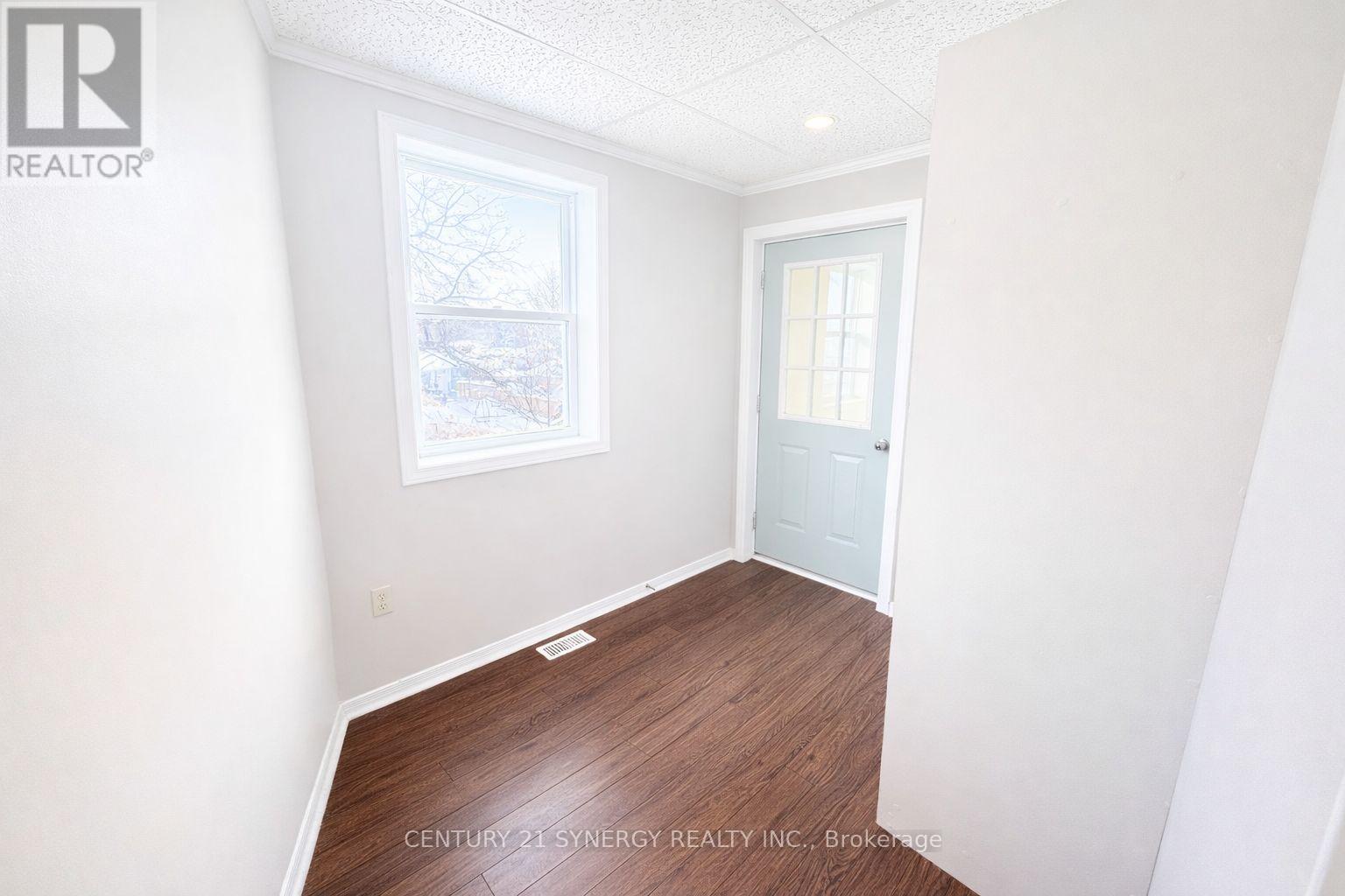 49 MAIN STREET E, Smiths Falls, Ontario, K7A1A5 — Photo 26