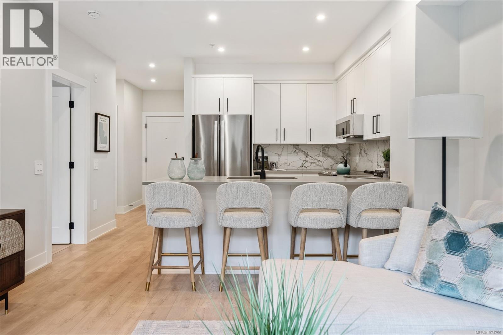 109 1371 Goldstream Avenue, Langford