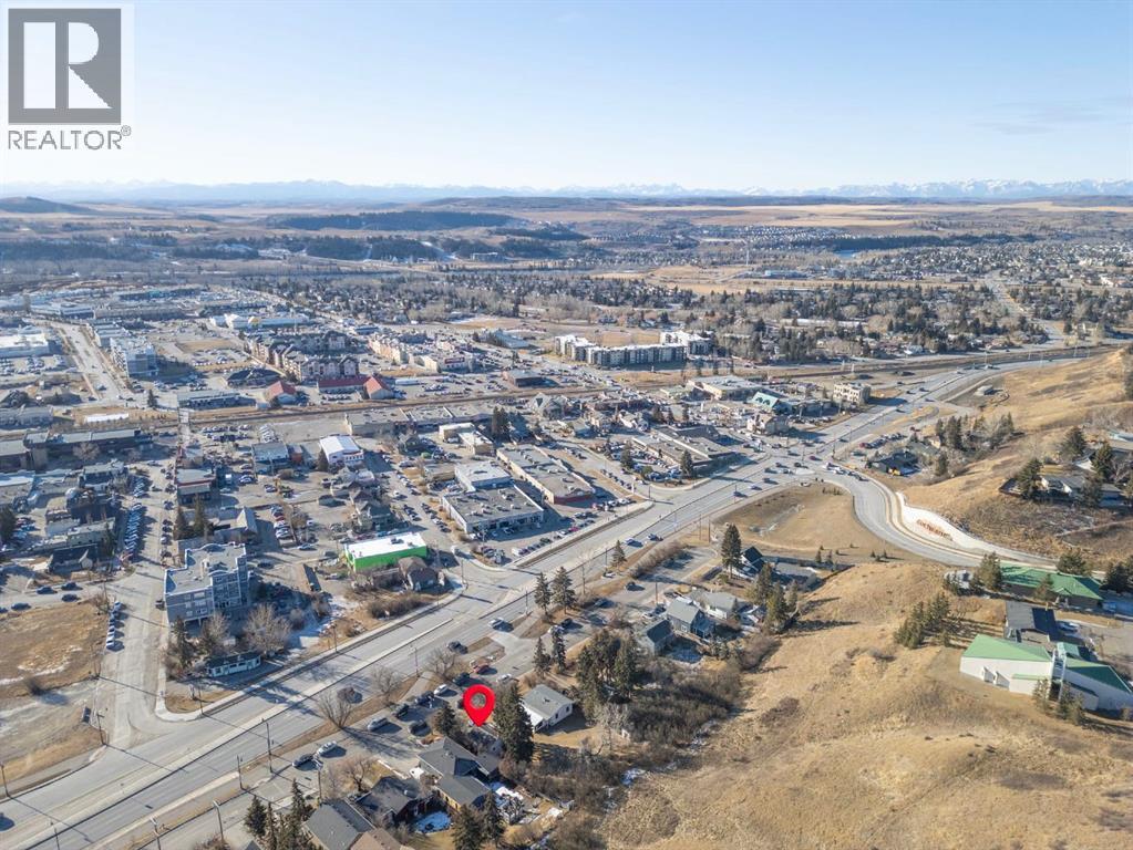 328 Third Street West, Cochrane