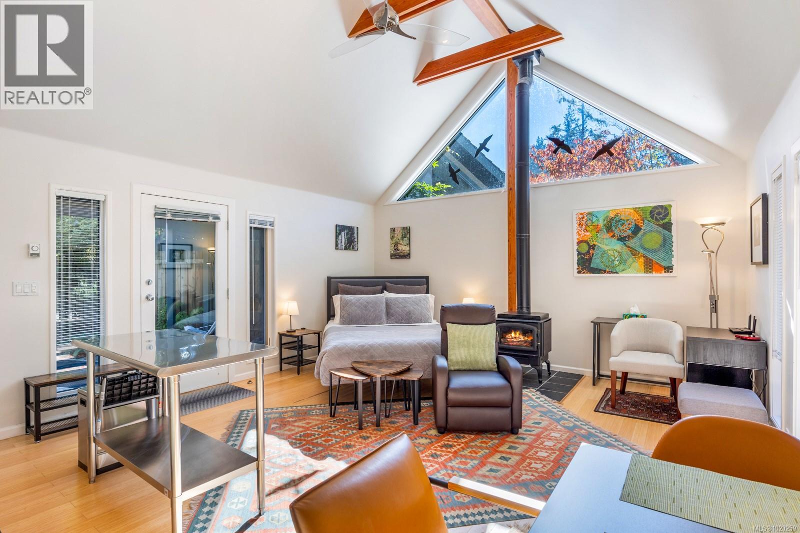 1901 East Rd, Denman Island