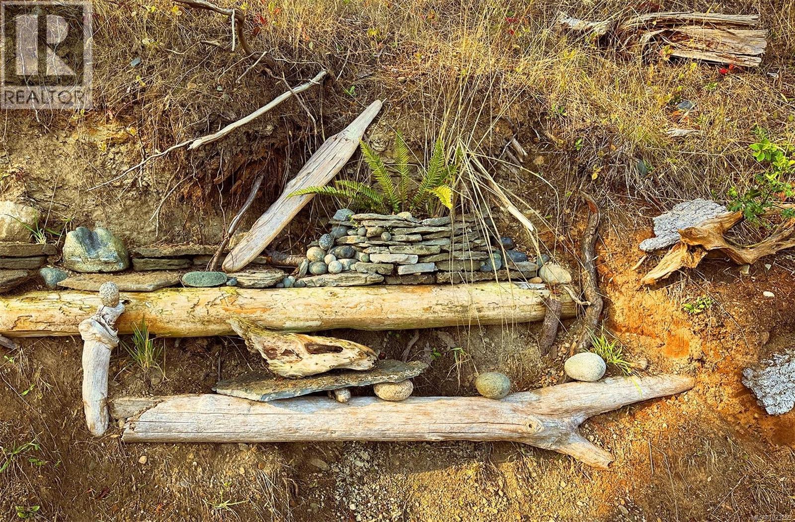 1901 East Rd, Denman Island