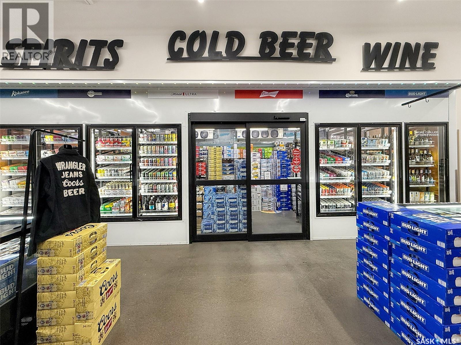 Retail for Sale in  st AVENUE NE Swift Current 