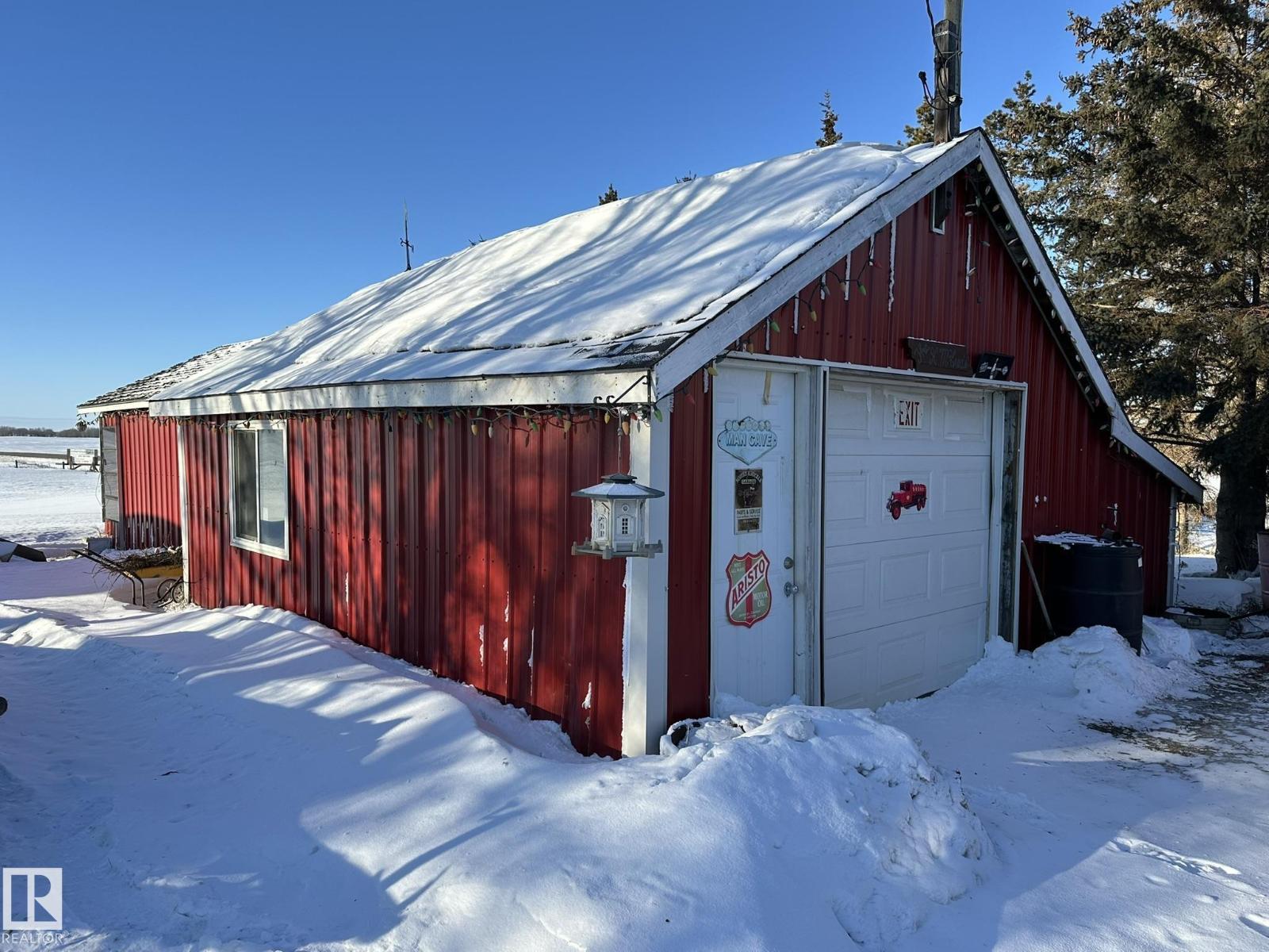 
          59240 Range 191 Road
            <br/>
            <span>Rural Smoky Lake County</span>
            , 
            <span>AB</span>
             <span>T0A3C0</span>
         - Photo 6